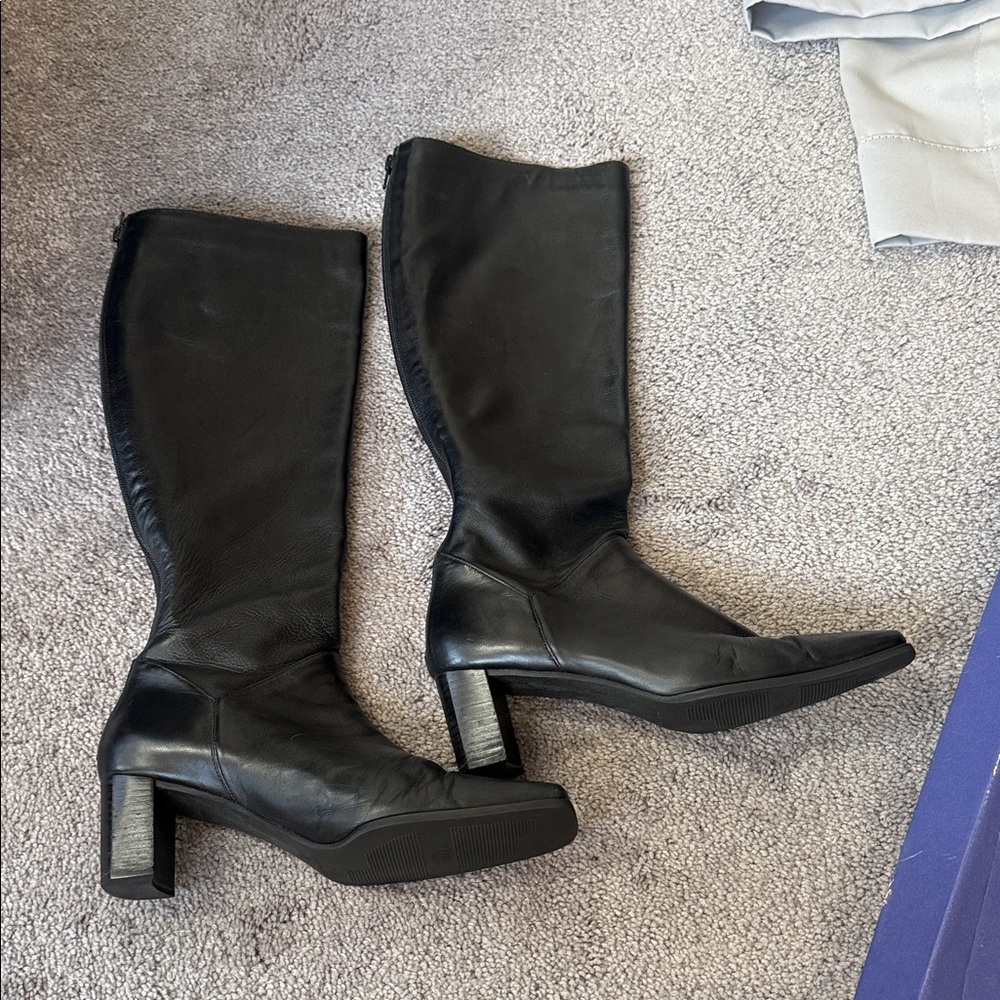 Stuart Weitzman Black Leather Knee-High Block Heel Boots